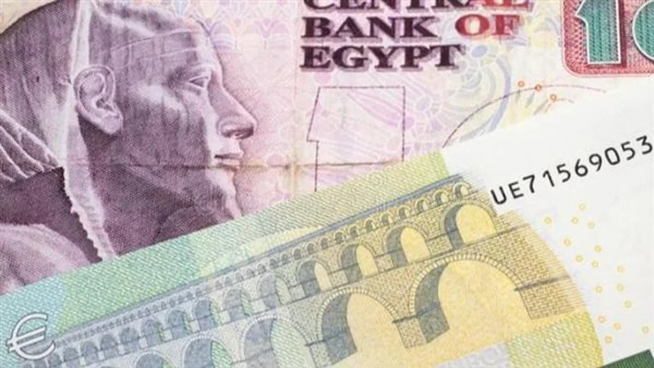 تحرك جديد بالبنوك.. سعر اليورو مقابل الجنيه المصري في تعاملات الإثنين 19 يناير